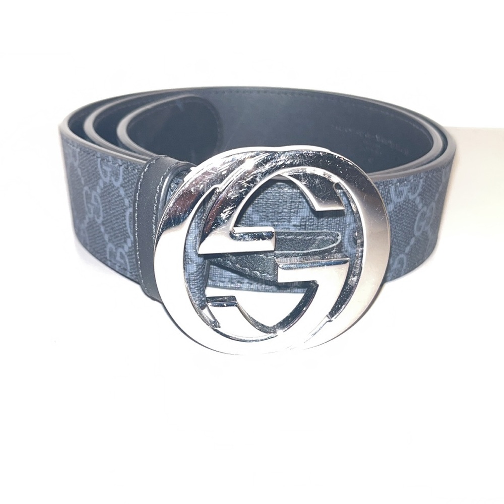 Authentic men Gucci belt. Black/grey supreme canvas with black leather trim.